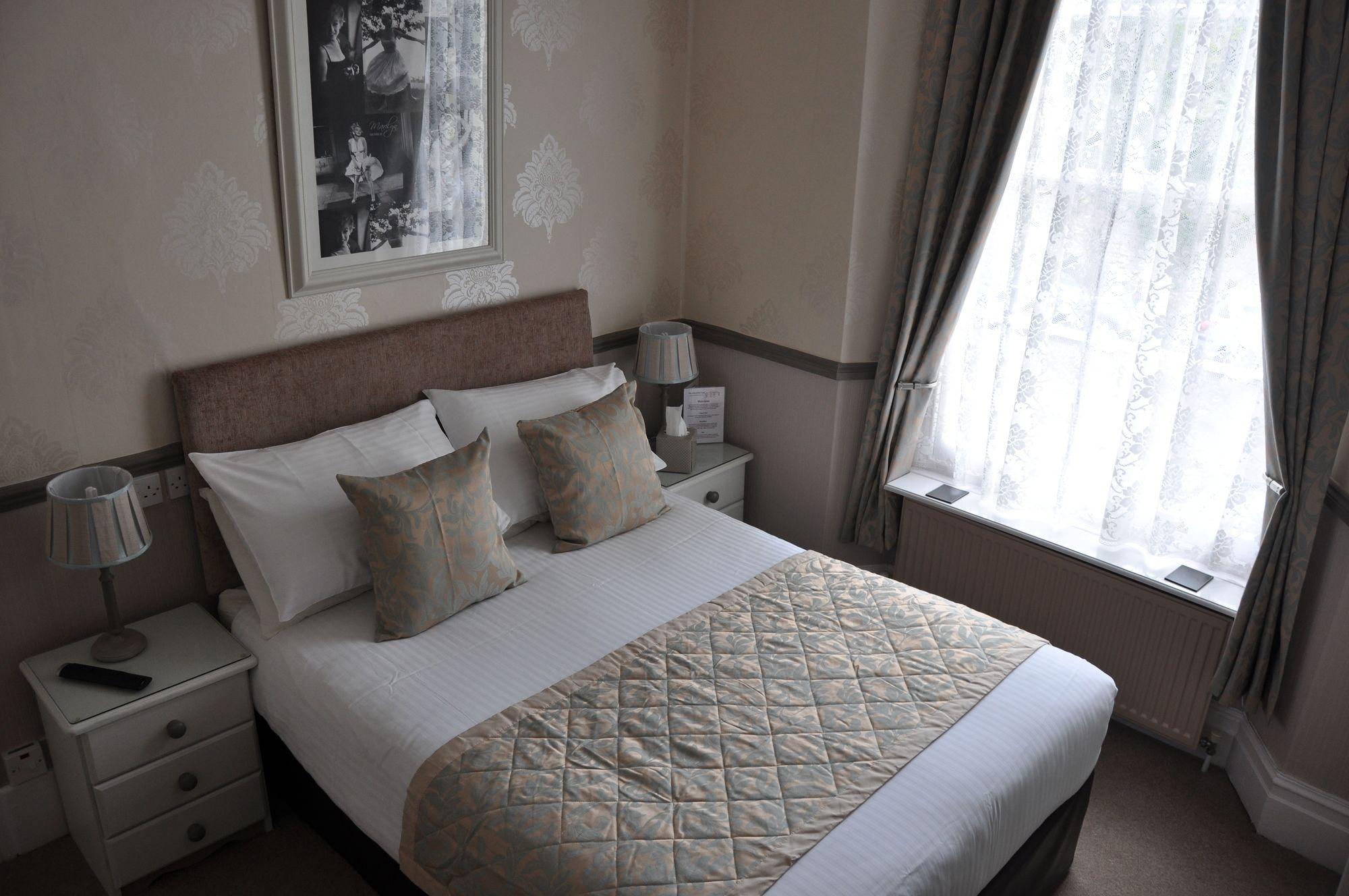Abbeyfield Vintage Style Boutique B&B Torquay Esterno foto